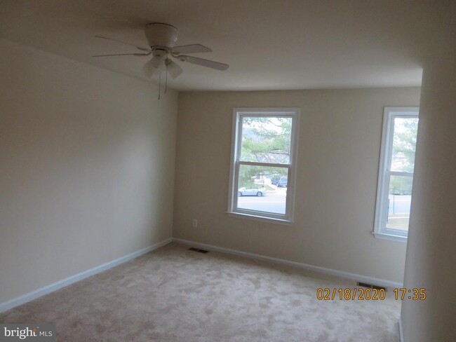 Building Photo - 15511 Plaid Dr