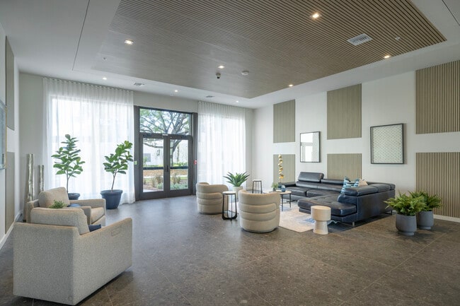 Lobby - Canopy West River Phase II