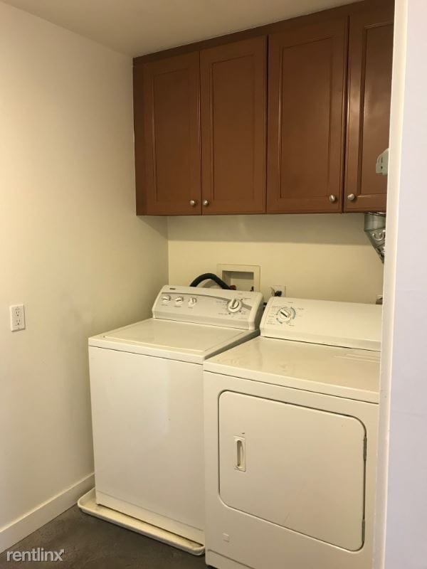 Building Photo - 2 br, 2 bath Townhome - 145 E City Place Dr