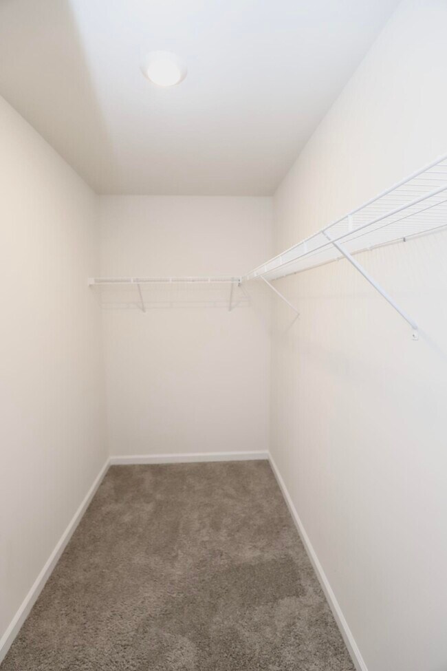 Building Photo - 352 Sandbach Rd