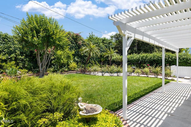 Building Photo - 4650 Encinas Dr