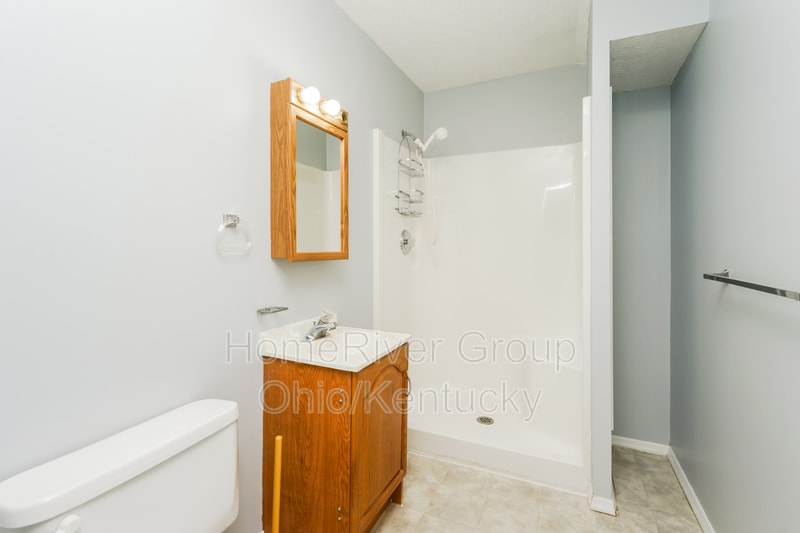 Building Photo - 8067 Buckland Dr