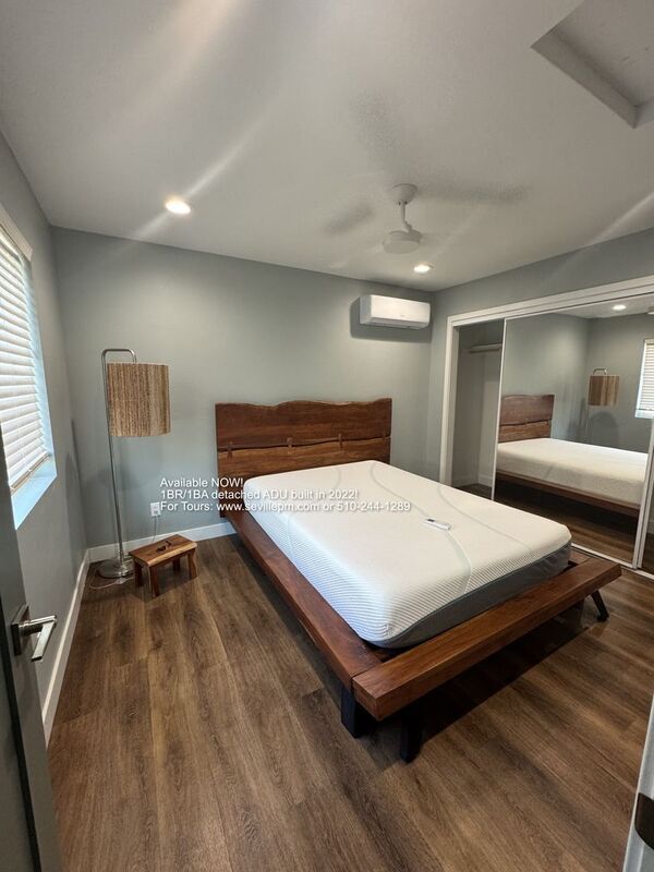 Building Photo - 4084 Barn Hollow Way