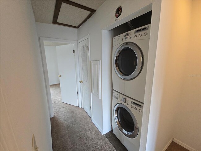 Building Photo - 16535 Brigadoon Dr