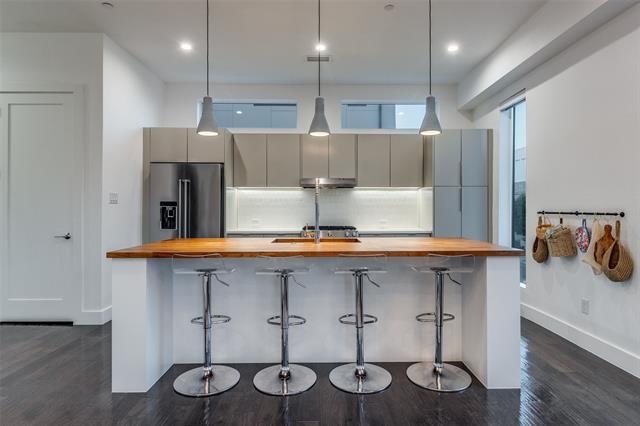 Building Photo - 4805 Manett St