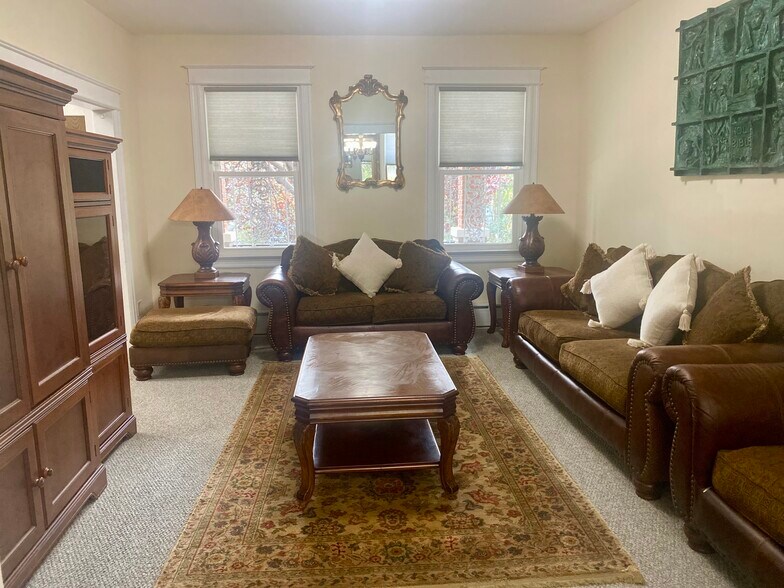 Living room - 1333 Randolph St NW