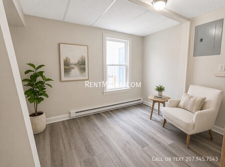 Building Photo - 38 Academy St