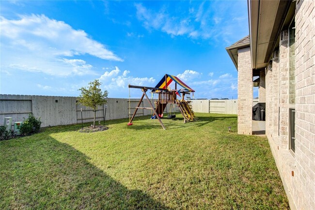 Building Photo - 4908 Mulberry Shrubs Ln