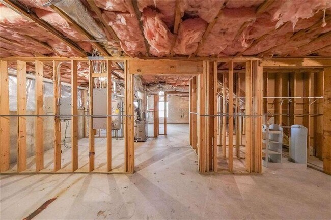 Building Photo - 1128 Southland Bluff