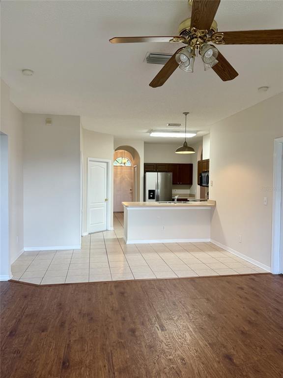Building Photo - 10211 Goldenbrook Way