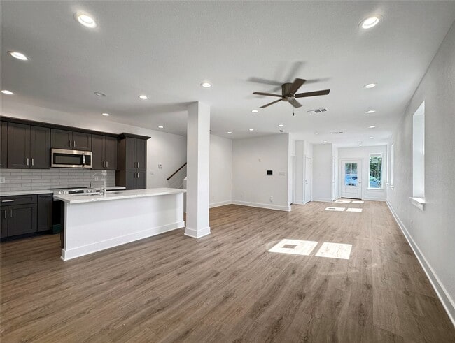 Building Photo - 5427 Bellfort Ct