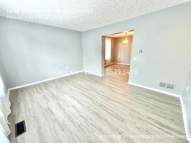 Building Photo - 412 Brown Ave NW