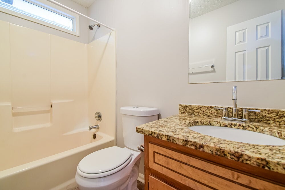 Building Photo - 1216 Gallatin Ct