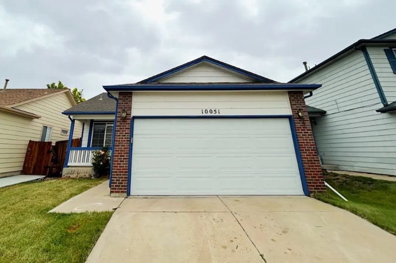 Primary Photo - 10051 Shoshone Way