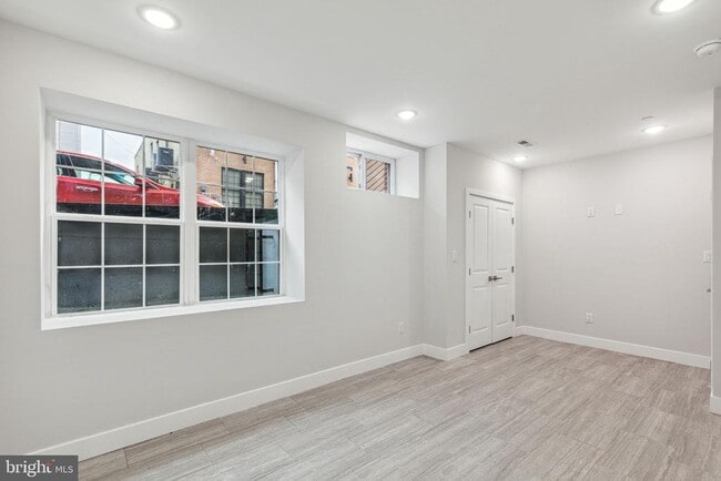 Building Photo - 1840 N Gratz St