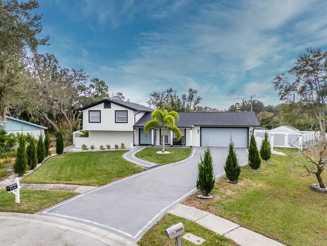 Building Photo - 23700 Lake Hills Dr