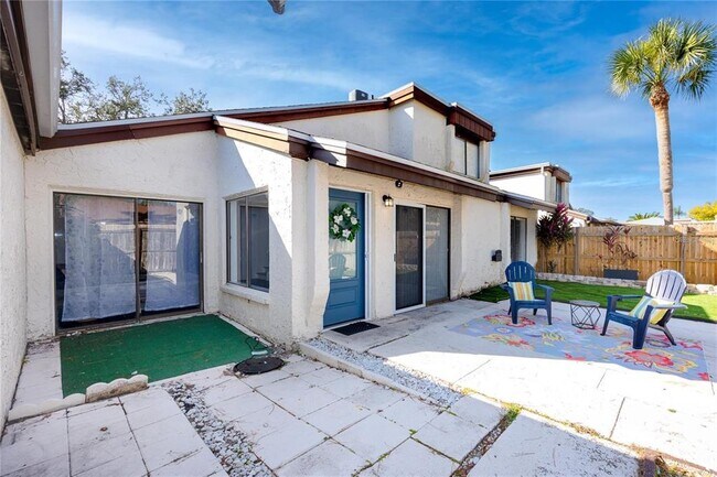 Building Photo - 2095 Sunset Point Rd