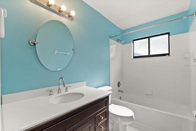 Building Photo - 8110 Canyon Oak Ln