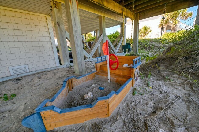 Building Photo - PLAN AND SECURE YOUR WINTER GETAWAY NOW, W...