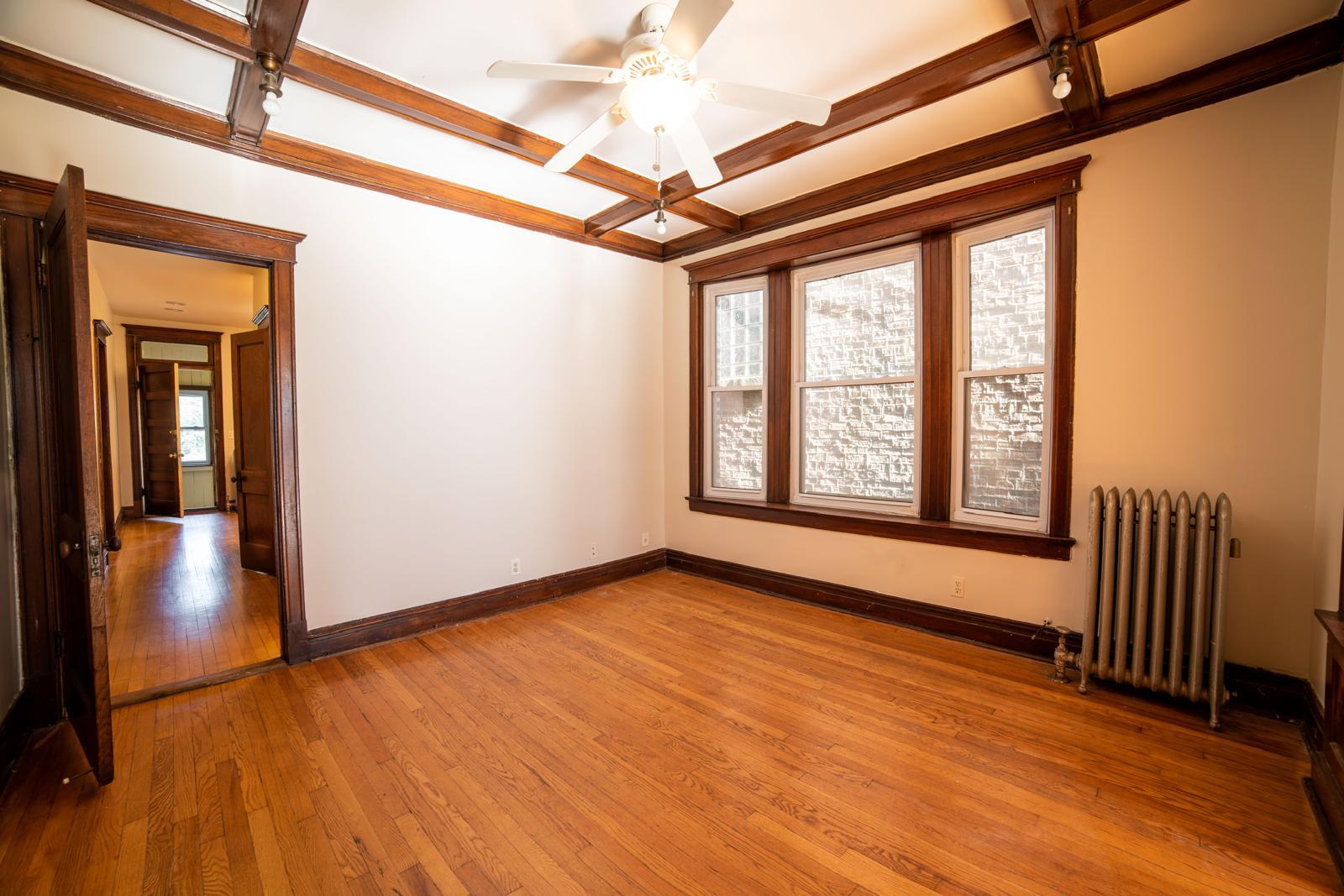 Building Photo - 1012 N Oakley Blvd
