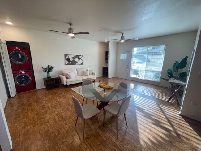 Building Photo - Pet Friendly- Corner Unit- Pohakala at Mehana! 2 bed/ 2 bath/ 2 parking