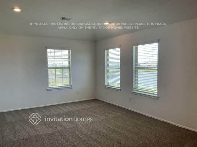 Building Photo - 753 Ridgewood Lk Dr