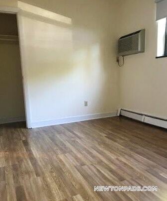 Building Photo - 276 Grove St