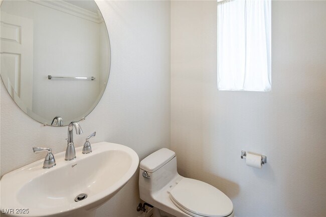 Building Photo - 10248 Santo Nina Ct
