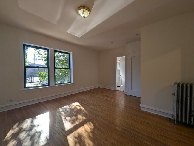 Building Photo - 2706 N Spaulding Ave