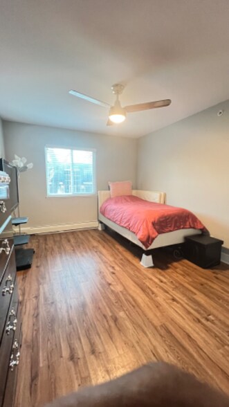 Building Photo - 9958 S 84th Terrace