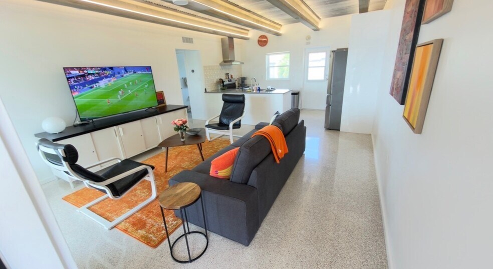Living room - 151 N Orlando Ave