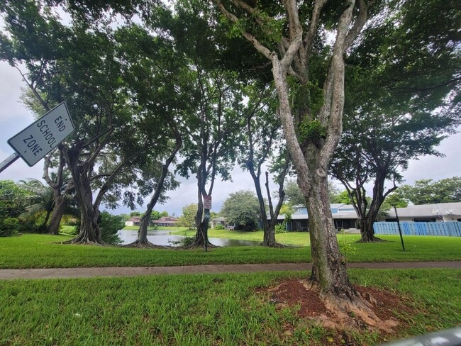 Building Photo - 4049 SW 68th Way