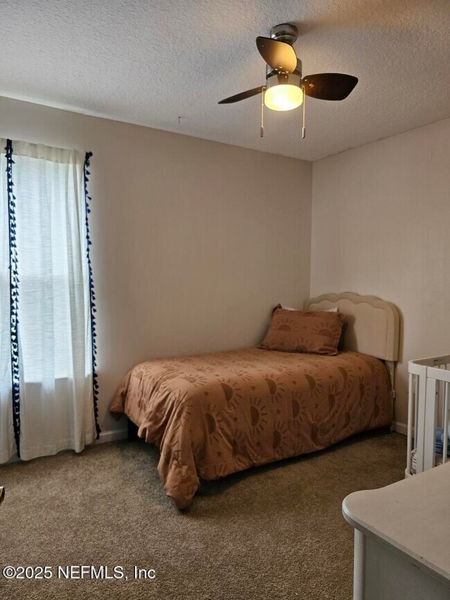 Building Photo - 3728 Southbank Cir