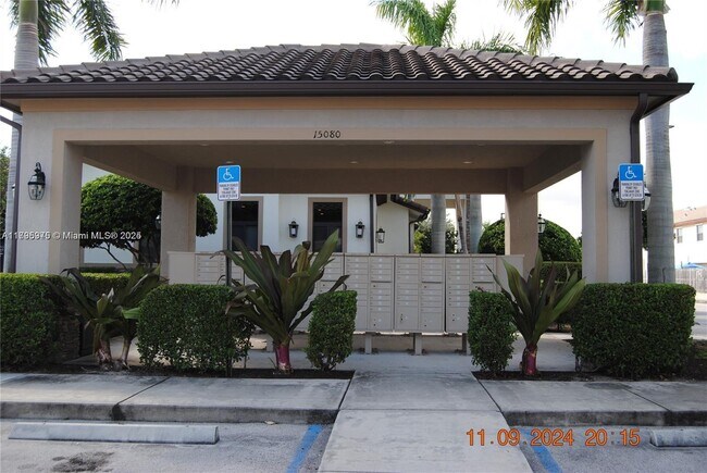 Building Photo - 15073 SW 119th Ln
