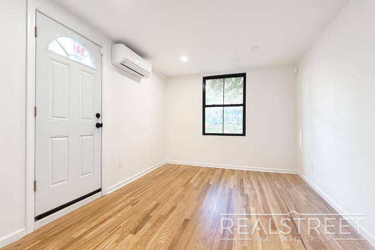 Building Photo - Brand New 2 Bed with Private Yard Bed Stuy...