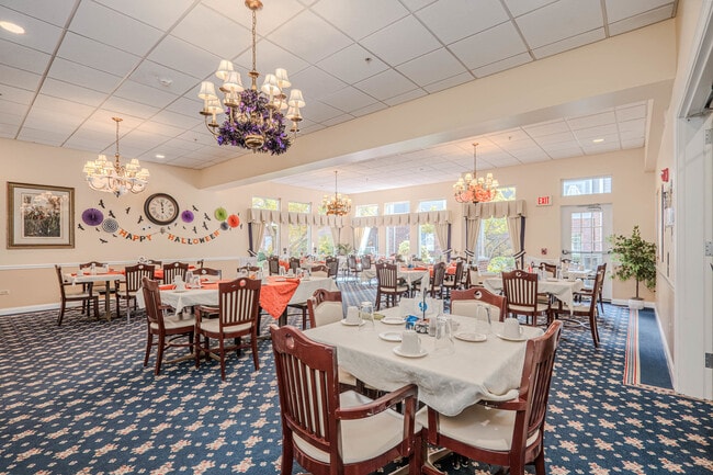 Building Photo - 801 N McLean Blvd