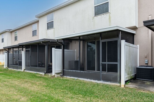 Building Photo - Magnolia Park - Convenient Location