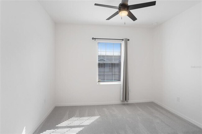 Building Photo - 34155 Cinder Wy