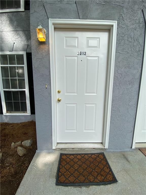 Building Photo - 2012 Oakwood Dr