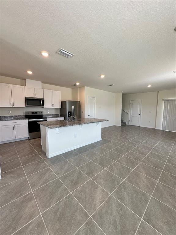 Building Photo - 1767 McCoy Ln
