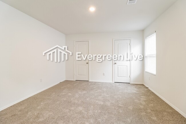 Building Photo - 154 Meadow Dr