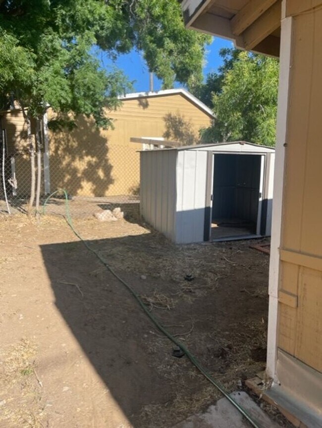 Building Photo - 1 bedroom Home in Old Town Cottonwood - Contact Property Pros Property Management