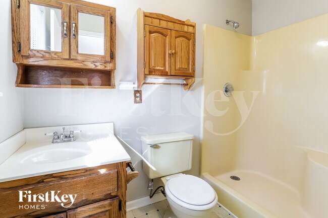 Building Photo - 2770 Quillians Dr