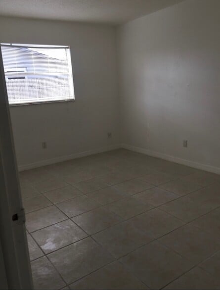 Building Photo - 3004 Oaklawn Ave