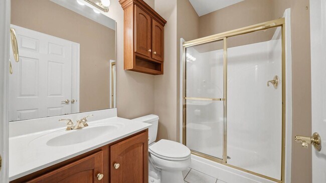 Building Photo - 2 bedroom East Brainerd Townhome