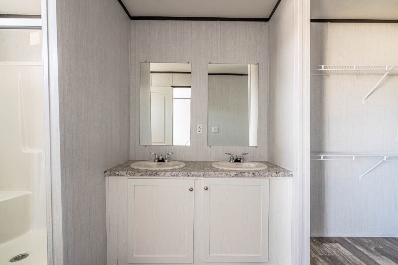 Building Photo - 10118 Falvey Lk Ln