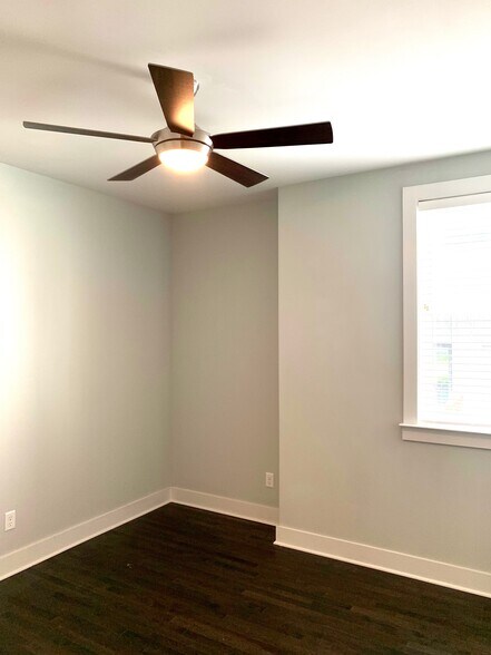 3rd Bedroom - 3308B Trevor St
