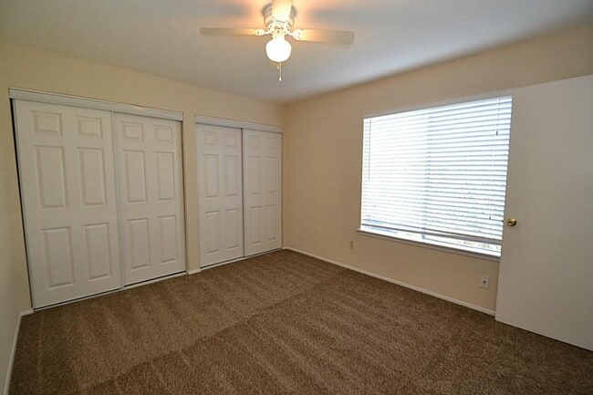 Building Photo - 13026 Wirevine Ln