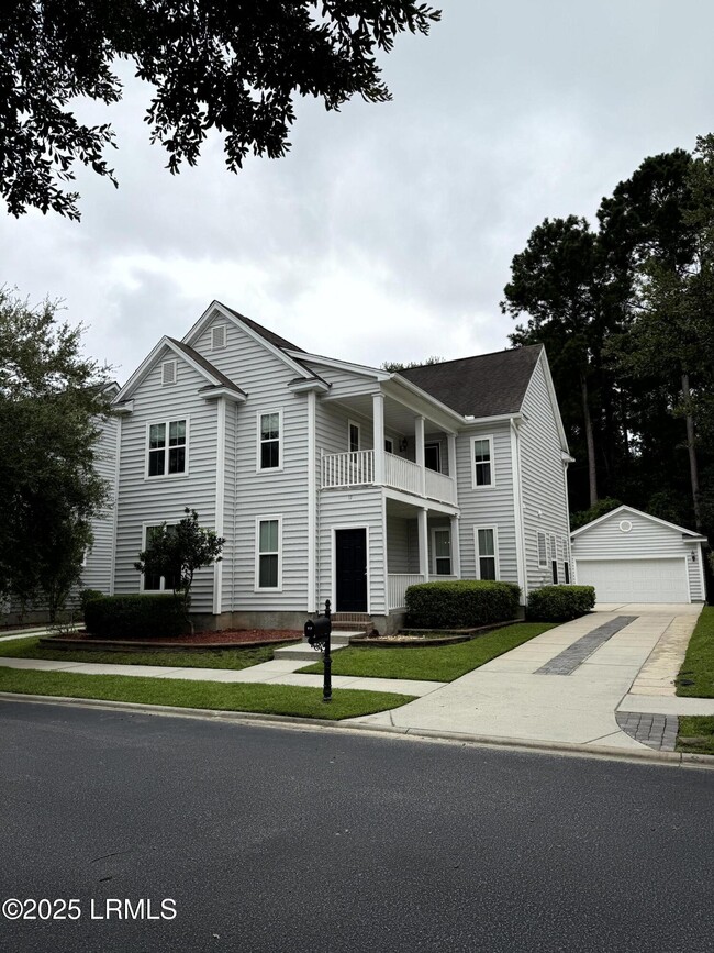 Building Photo - 17 Riversbridge Ct