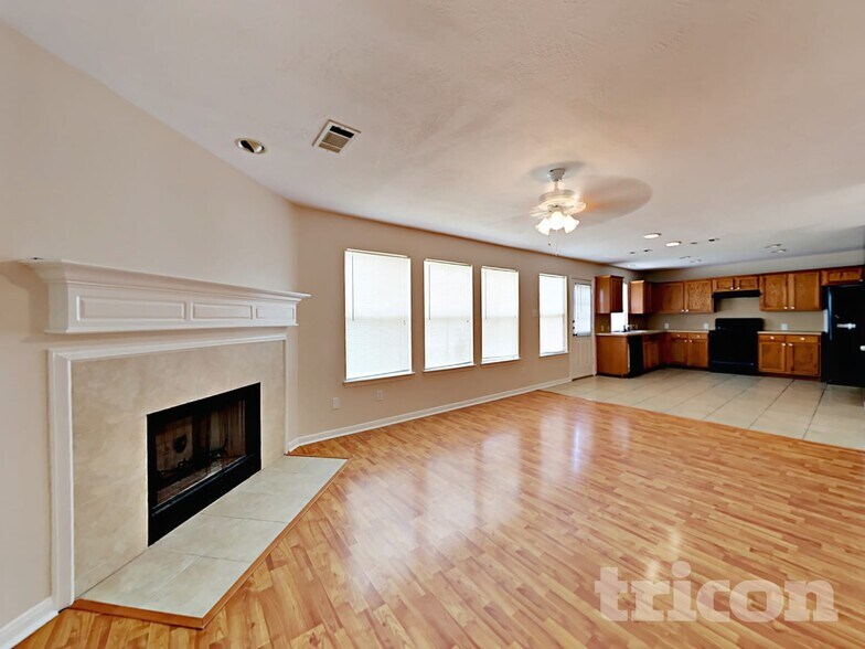 Building Photo - 6214 Majesty Ln